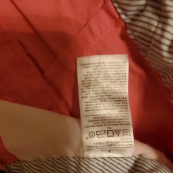 Shorts - Picture 4 of 4